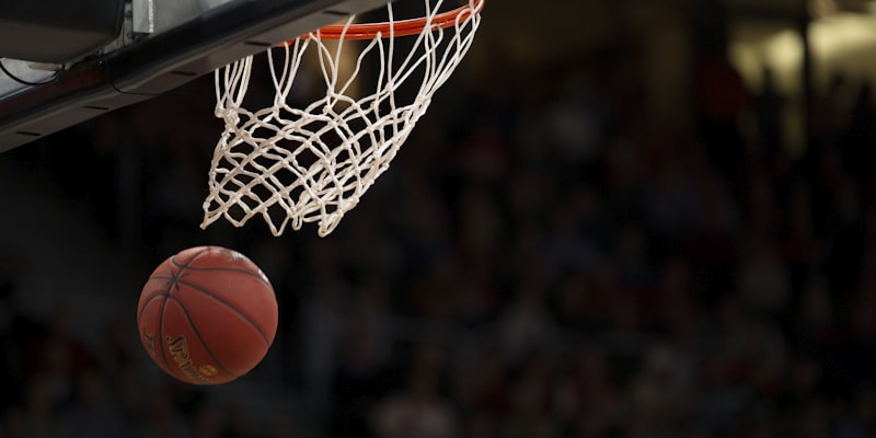 2026年篮球赛事动态 - NBA球员扣篮精彩瞬间